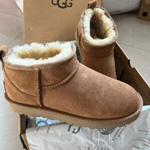 UGG Classic Ultra Mini Boots chestnut